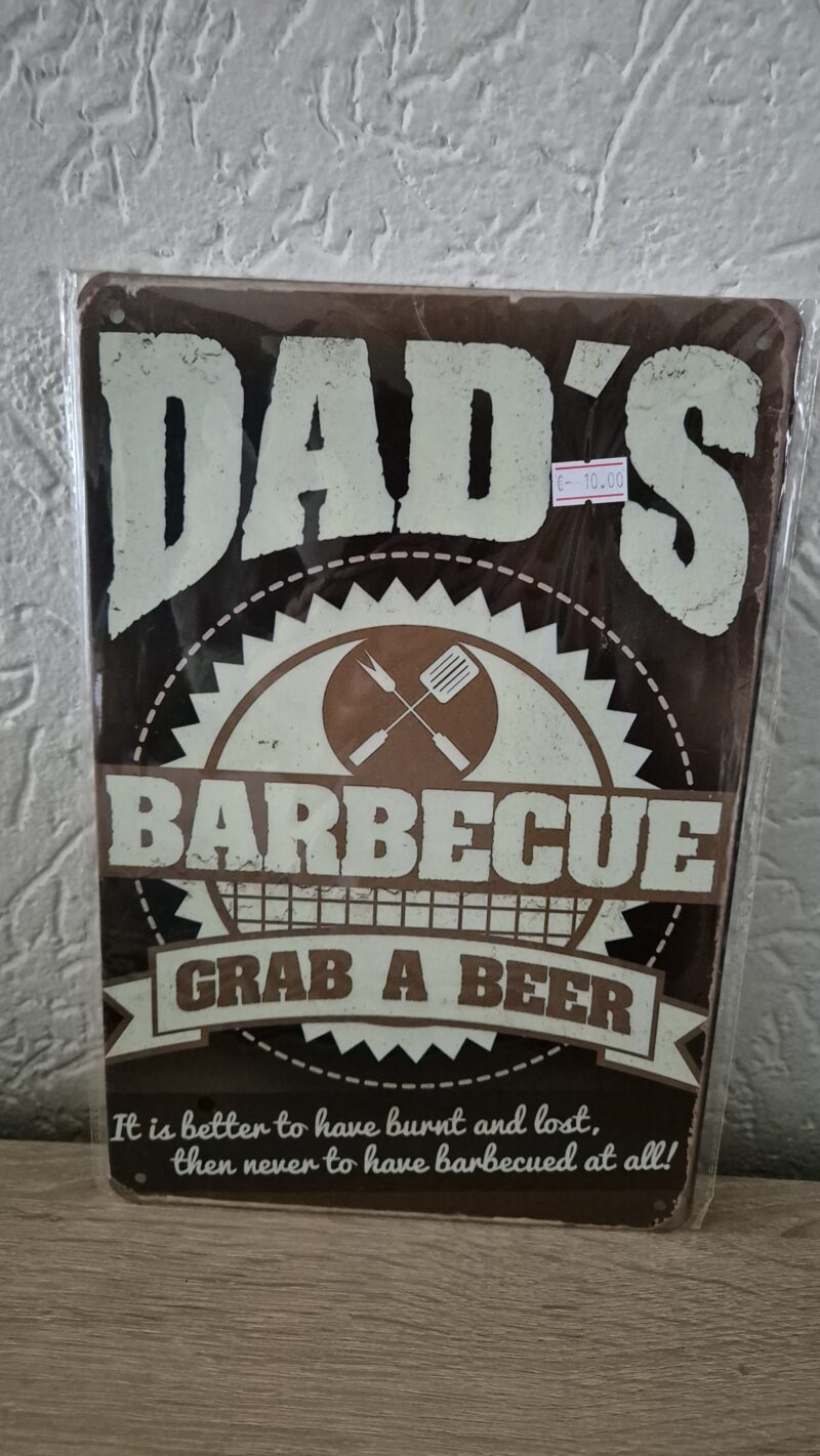 Dad's barbecue, grab a beer