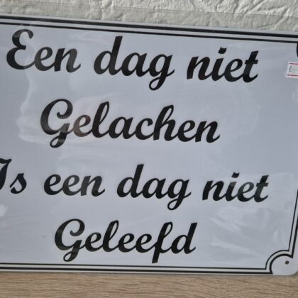 Een dag niet gelachen is een dag niet geleefd